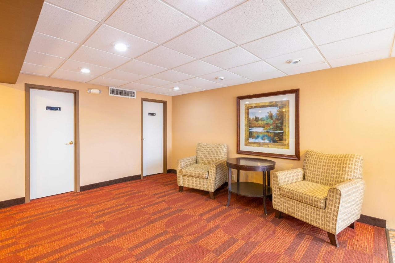Oyo Hotel Baton Rouge Mid City Esterno foto