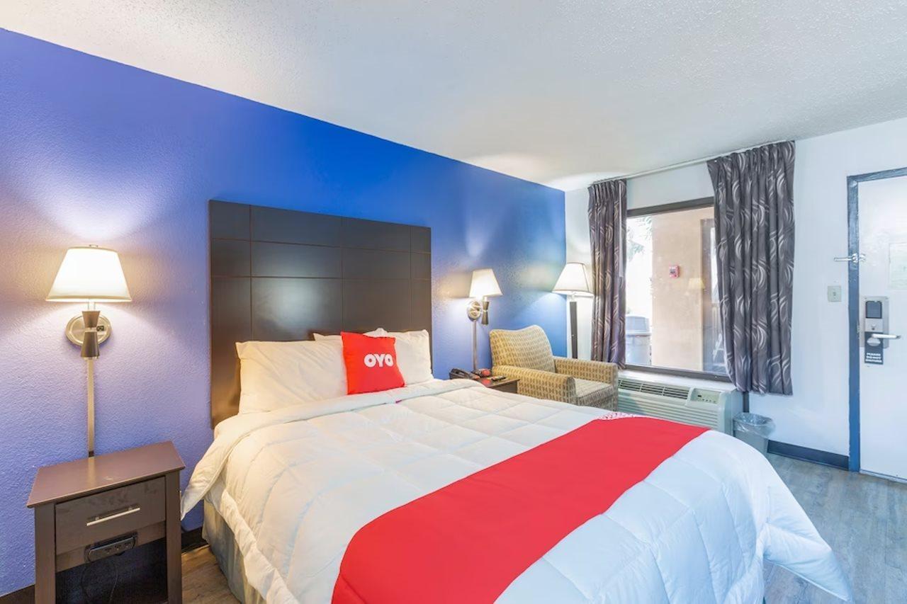 Oyo Hotel Baton Rouge Mid City Esterno foto