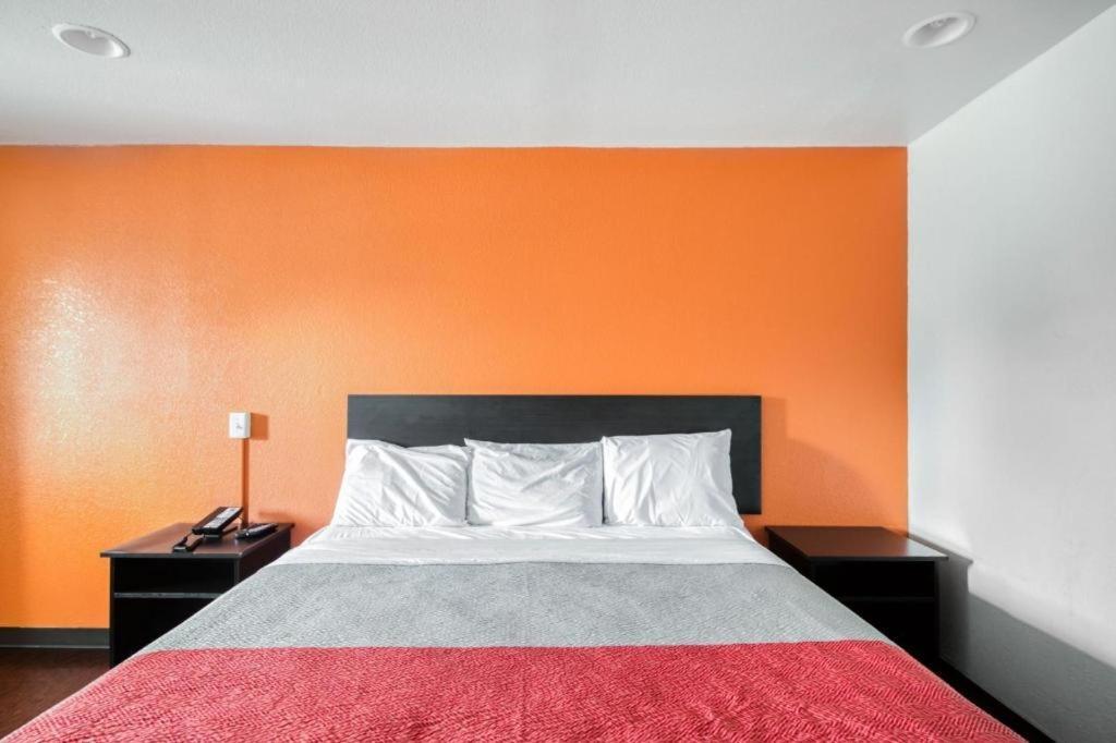 Oyo Hotel Baton Rouge Mid City Esterno foto