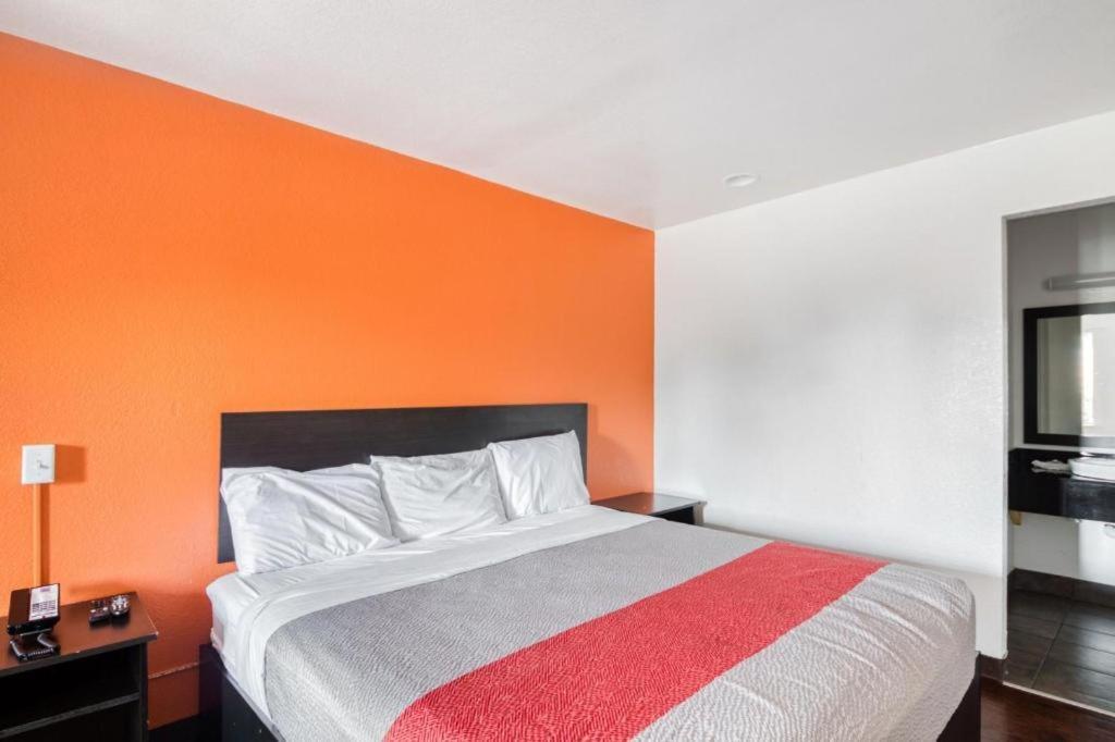 Oyo Hotel Baton Rouge Mid City Esterno foto