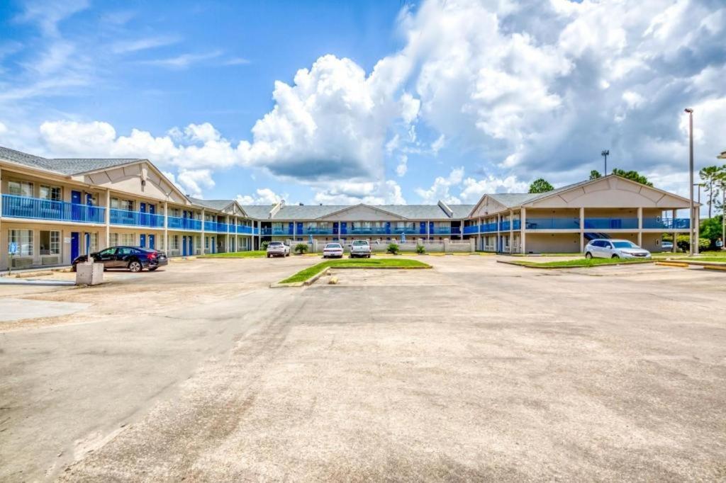 Oyo Hotel Baton Rouge Mid City Esterno foto